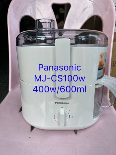 ម៉ាស៊ីនគាបទឹកផ្លែឈើ Panasonic Compact Juicer MJ-CS100W