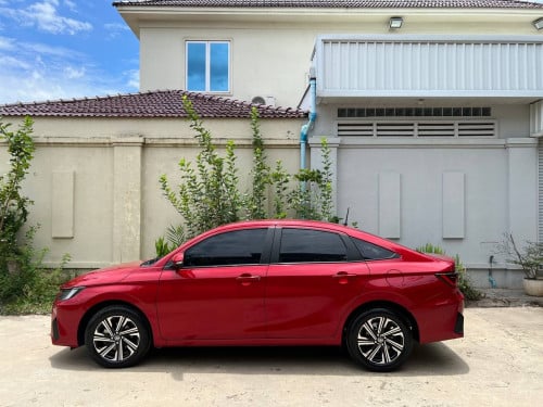 ឡានលក់ Toyota បន្ទាន់