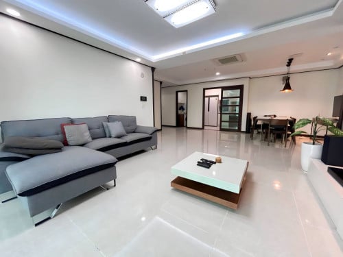 ADORABLE THREE BEDROOM FOR RENT-BKK1 🍀