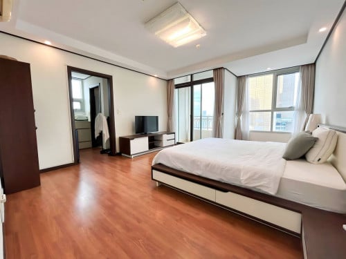 ADORABLE THREE BEDROOM FOR RENT-BKK1 🍀