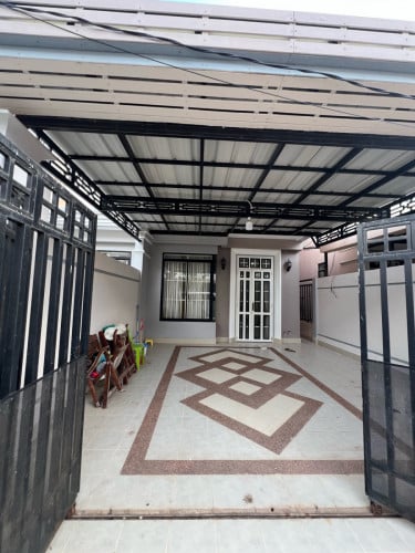 House For Sell ផ្ទះលក់/ចរចារ