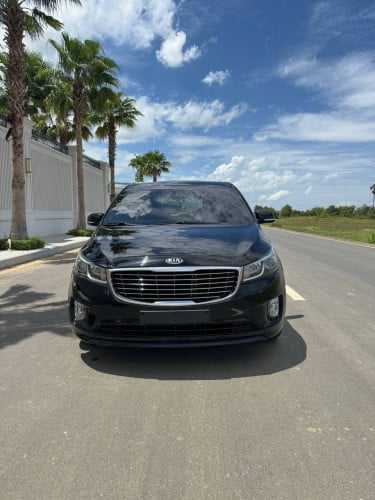 Kia Carnival 2016 អូតូ2 បើកតំបូល Good Price