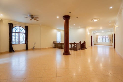 Spacious Villa For Rent In Boeung Keng Kang 1