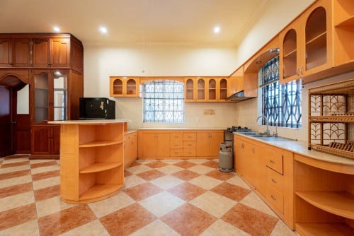 Spacious Villa For Rent In Boeung Keng Kang 1
