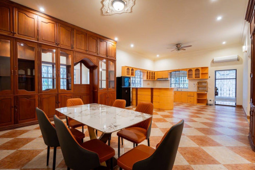Spacious Villa For Rent In Boeung Keng Kang 1