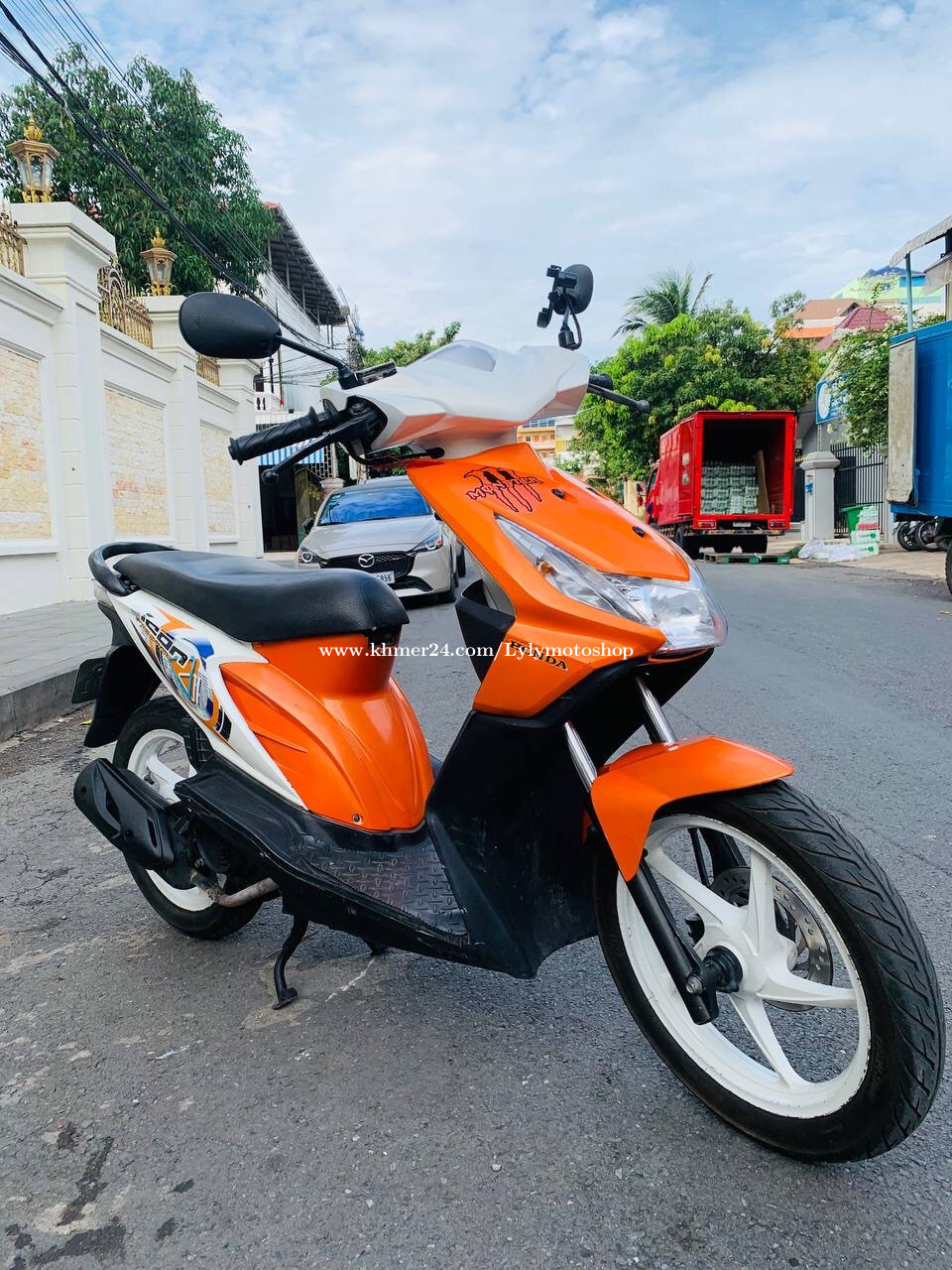 Honda icon (490$)2009 Japan 110cc have id card price $490.00 in Boeng ...