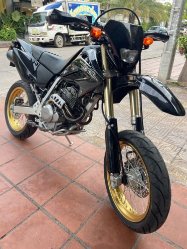 ម៉ាសុីនតាន់ មួយតឹកម្ចាស់ដេីម ថ្មី ទាំងអស់ សំបកម៉ាសុីន 4300$