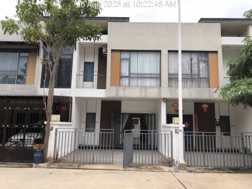 វីឡាកូនកាត់ជួល