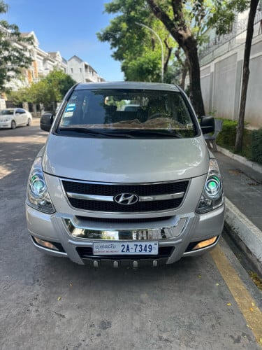 ស្តារិច 09បេីកដំបូលពីតង់