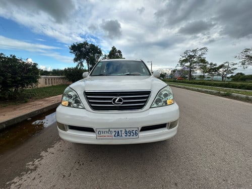 ខ្ញុំចង់លក់ឡានមួយគ្រឿងបងប្អូនប្រភេទLexusGX470ឆ្នាំ2003FullOptionសាំងនឹងហ្គាស់ហើយតំលៃ17500$ប្រភេទមេ🚘