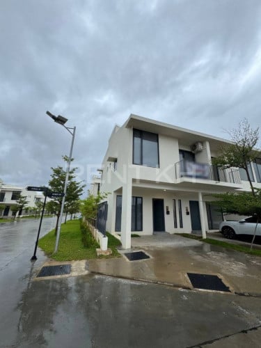 វីឡាកូនកាត់សម្រាប់ជួលនៅបុរីភូមិសំរោង / Link House for Rent at Borey Samraong Village