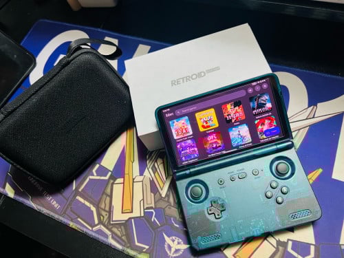 | Retroid Pocket Flip 2 Handheld 128GB 99% Secondhand |