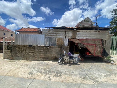 🏦House Available for Urgent Sale at a Special Price (Negotiable).