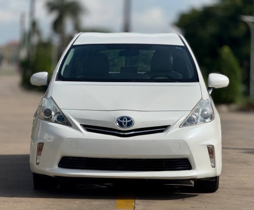 🔥PriusV012 កាន់💰5500$💸ដកឡានភ្លាមបង់រំលស់ជាមួយឃ្លាំងផ្ទាល់