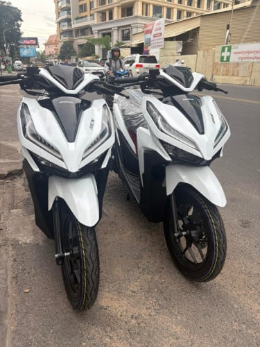 Click 125 ក្រុមហ៊ុនថ្មីកេះ