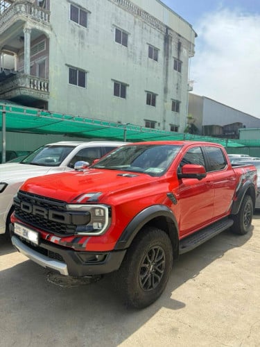 Ford Range Raptor សាំង 2023 ( 30000km )