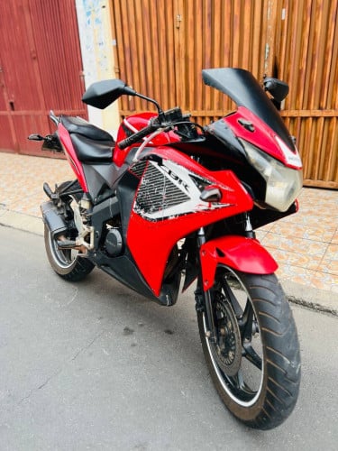 HONDA CBR