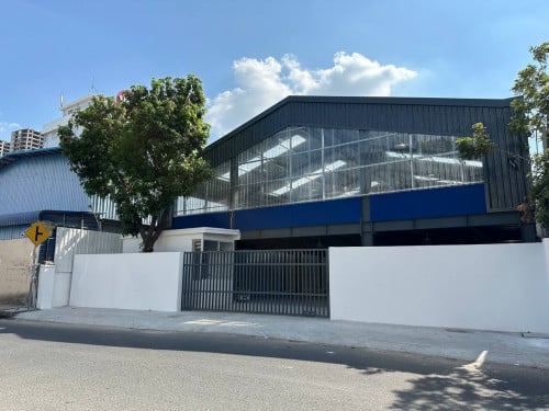 New Warehouse for rent at Chamkamon Areas