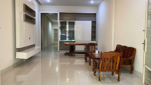 SH【#金边房屋出租  #出租】# 病发成 #一号路 房屋出租 /Shop House For Rent