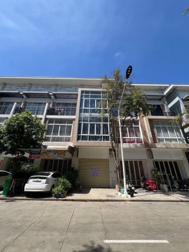 SH【#金边房屋出租 #出租】# 病发成 #一号路 房屋出租 /Shop House For Rent