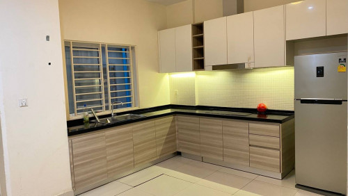 SH【#金边房屋出租  #出租】# 病发成 #一号路 房屋出租 /Shop House For Rent
