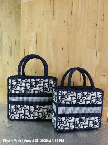 កាបូបចាក់