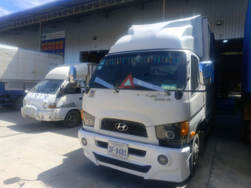 ឡានសម្រាប់ជួល
