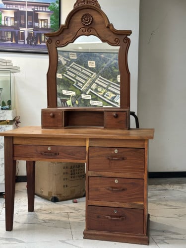 ឡៃឡុង​ទូសំអាង​ឈើ​បេង