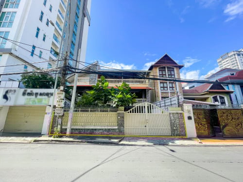 ផ្ទះ&ដី សម្រាប់លក់!!