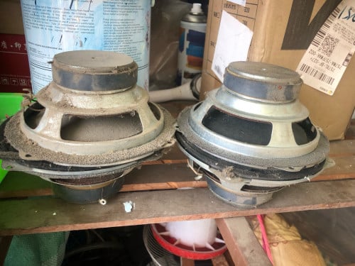 សំរាប់ឡានstarex 2010 មាន2គូរ នៅស្អាត90%