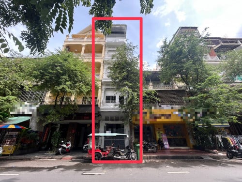 ✨House for Rent in Daun Penh (Psar Chas) – Perfect for Residence or Business | $1,700/month