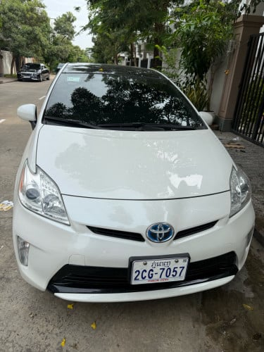 2013 Prius option 3 sola