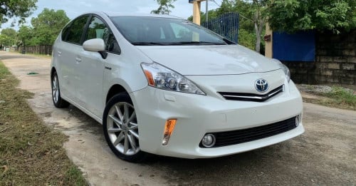 2013 Toyota Prius V Option 5