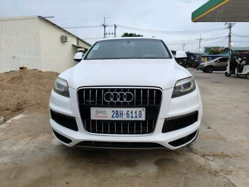 លក់ហើយបងប្អូនAudi Q7 2011 S-Line Full Option (V6 សាំង)ធានាឡានថ្មីឯកសារម្ចាស់ដើមទី 1 ផ្ទាល់