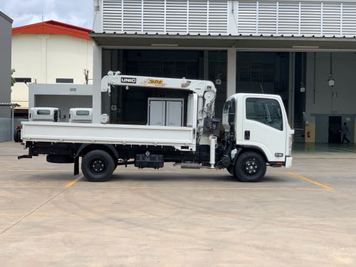 រថយន្ត ដឹកស្ទួច Isuzu 3.5តោន 2021, ដងស្ទួច Unic 260, អត់ដែលប្រើ គីឡូស៊ីន 900km