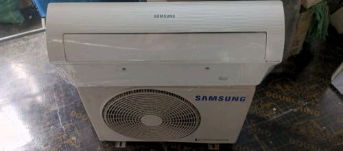 លក់ម៉ាស៊ីនត្រជាក់ samsung inverterមួយសេះស៊ីភ្លើងតិចត្រជាក់ខ្លាំង