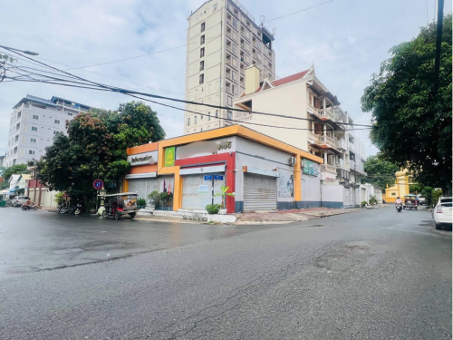 ហាងសម្រាប់ជួលនៅបឹងត្របែក