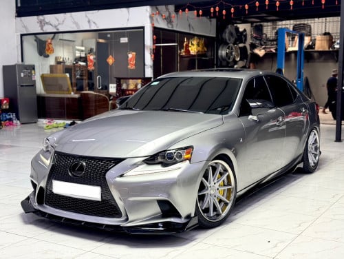 LEXUS IS200T F-Sport