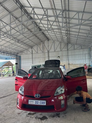 For red lover only Prius 010 option 4 តំបូលបើកសូឡា