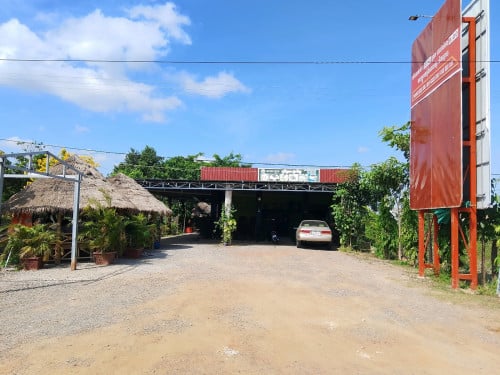 ផ្ទះសម្រាប់លក់ឬជួល