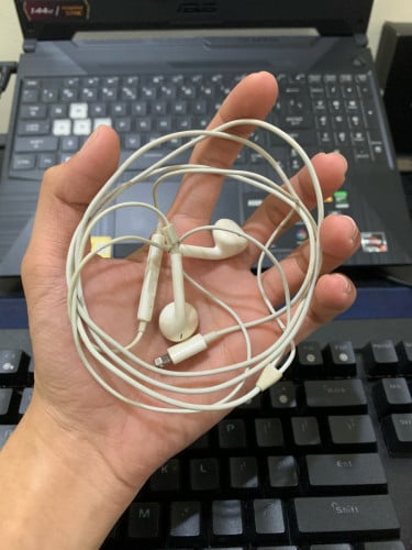 លក់កាស់ IPhone Zin