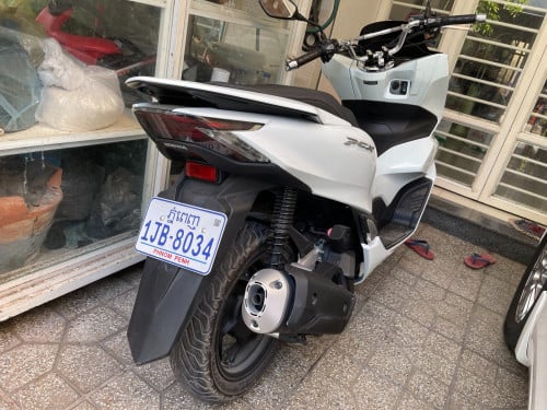 ម៉ូតូ PCX 160CC ក្រុមហ៊ុម ម្ចាស់ដើម