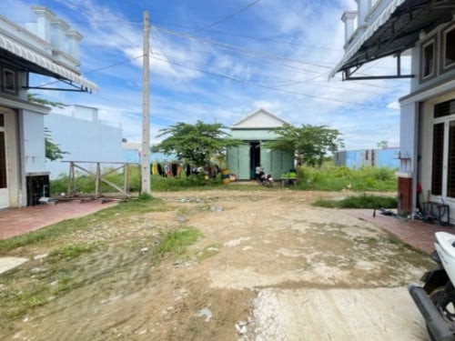 ๐ฆHouse Available for Urgent Sale at a Special Price (Negotiable).