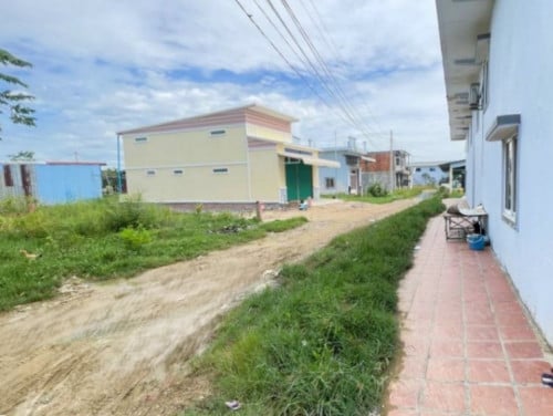 ๐ฆHouse Available for Urgent Sale at a Special Price (Negotiable).