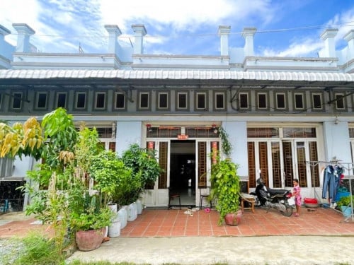 ๐ฆHouse Available for Urgent Sale at a Special Price (Negotiable).