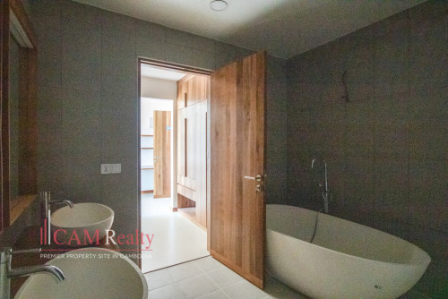8 Floor Commercial Building For Rent in The Elysée (Diamond Island)