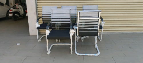 កៅអីការិយាល័យ