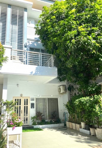 ផ្ទះជួល-房屋出租- House for Rent