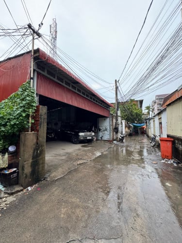 ឃ្លាំងលក់ ជិតទូលទំពូង