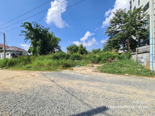 ដីលក់ (ភ្នំពេញថ្មី)ផ្លូវ10m សង្កាត់ភ្នំពេញថ្មី ខណ្ឌសែនសុខ